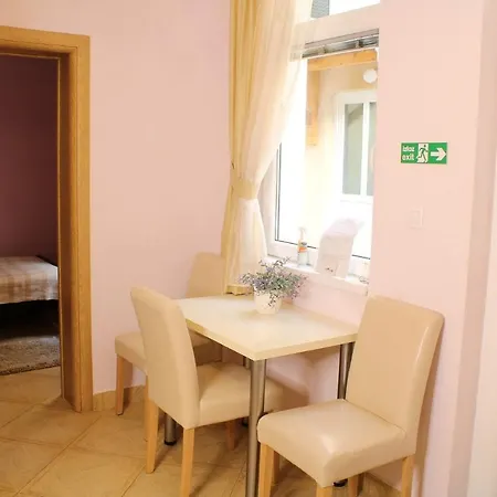 Apartments Paradisos Kragujevac Exterior photo